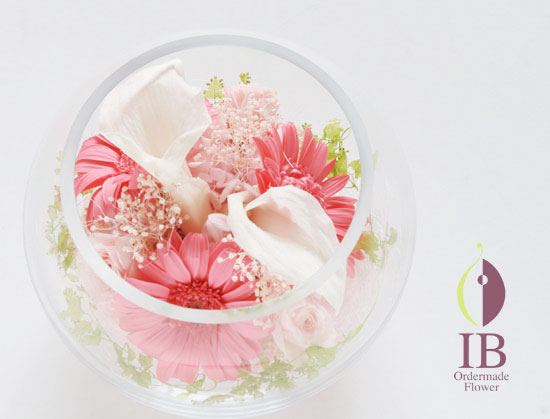 プリザードフラワー ガラス花器のアレンジ