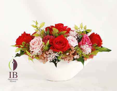 プリザードフラワー 赤 ピンクのバラ アレンジ