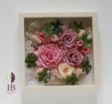 プリザードフラワー ピンクのバラ アレンジ