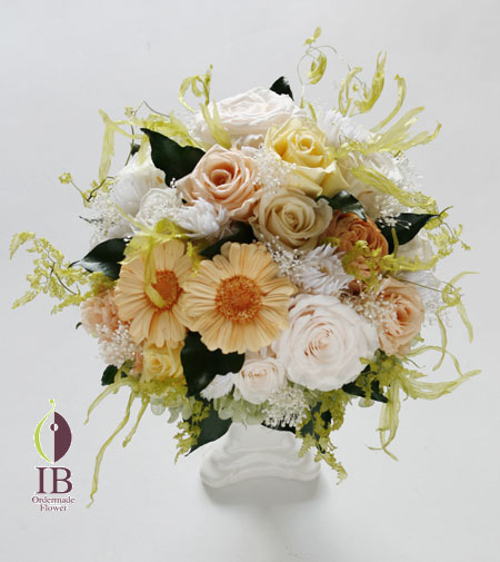 プリザーブドフラワー 白とオレンジ装飾花