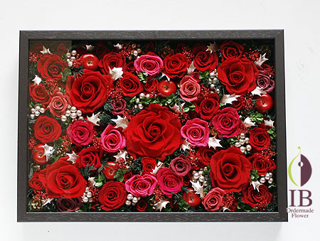 プリザーブドフラワ－　オフィスの壁に飾るお花