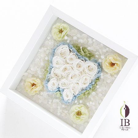 プリザーブドフラワー 白バラのフレーム