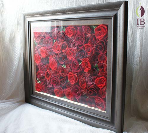 還暦御祝フレーム 赤バラ60輪プリザーブド
