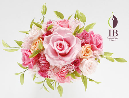 プリザーブドフラワ- ピンクのバラのアレンジ