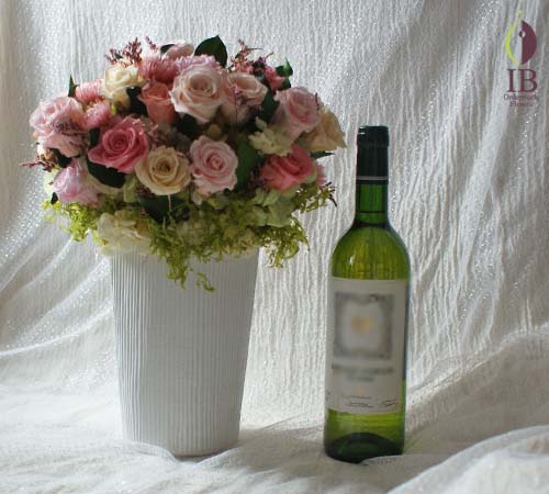 フルワインボトルとの大きさの比較
フルワインボトルとの大きさの比較